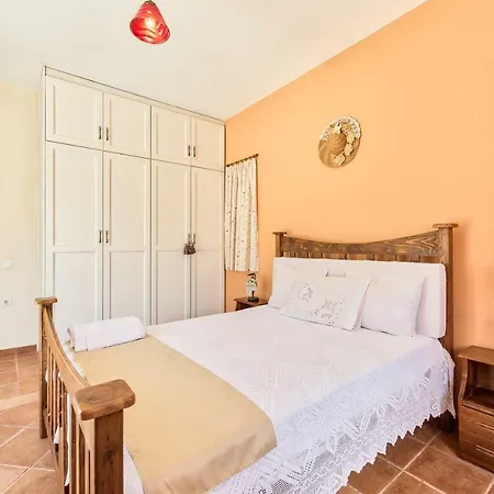 Katerina's Апартаменты Agia Marina (Zakynthos)